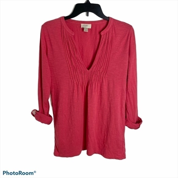 LOFT Tops - Loft Pleated Front V-neck Top Pink Women’s XS